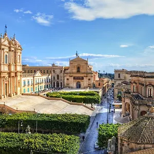 https://casa-vacanza-falcora.sicilyhotelsitaly.net